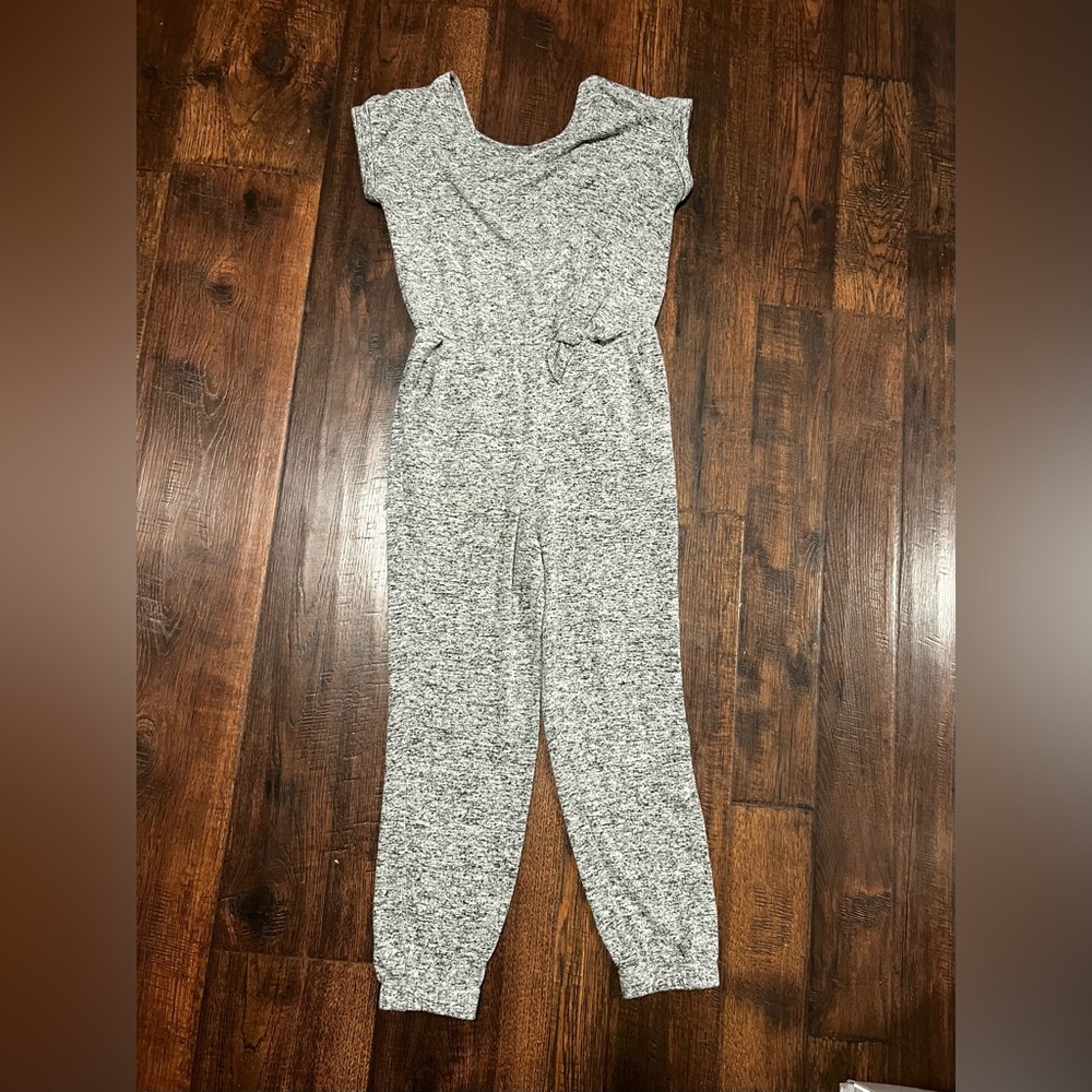 Cat & Jack Gray Knit Jumpsuit size 7